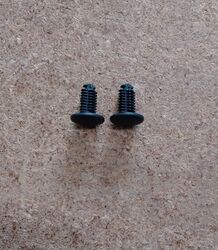 Holden Trim Retainers - 2 Pack