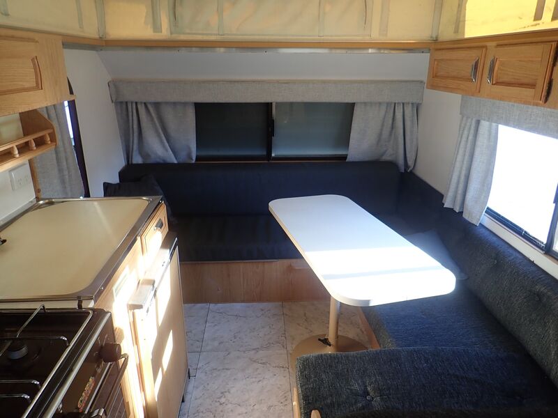 1984 Viscount Pop Top S/N 1809 Warragul RV Centre Pty Ltd