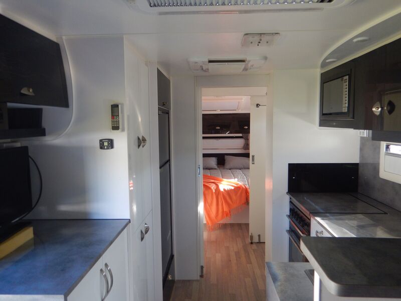 2017 Nova Vita Caravan S/N 1732 Warragul RV Centre Pty Ltd