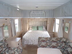 1999 Jayco Starcraft SN 1888