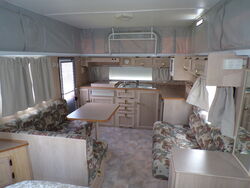 1999 Jayco Starcraft SN 1888