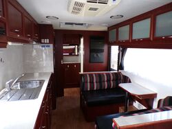 2011 Golden Eagle Caravan SN 1870