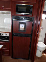 2011 Golden Eagle Caravan SN 1870