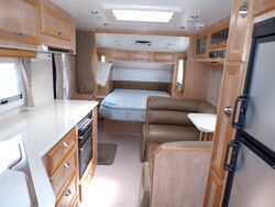 2013 Traveller Caravan SN 1872