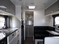 2018 Paramount Caravan SN 1865